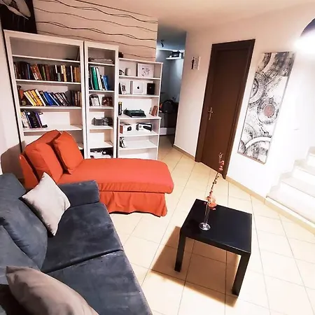 Large House 3 Floors City 'N Sea Vitinia Exterior photo